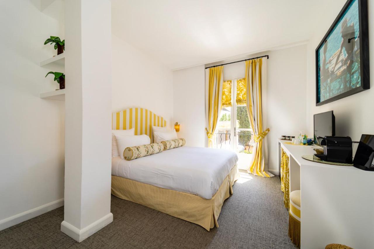 Hotel Le Y Сен-Тропе Экстерьер фото