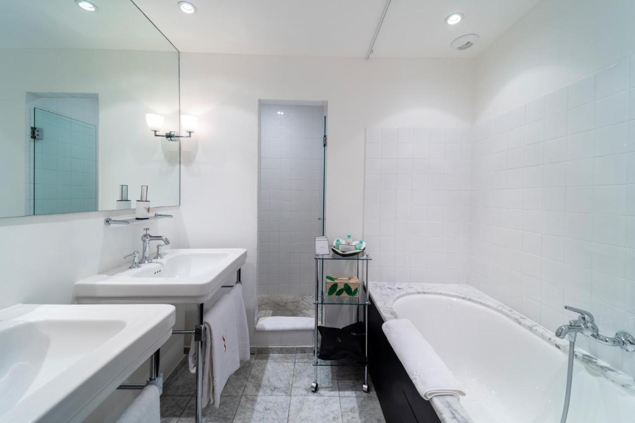 Hotel Le Y Сен-Тропе Экстерьер фото